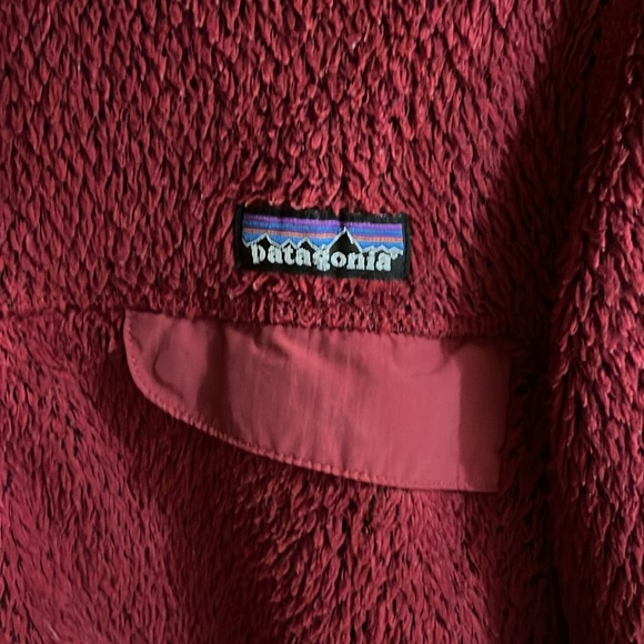 Patagonia Women’s Synchilla front Zip Deep Red Jacket, Size Large - Picture 3 of 12